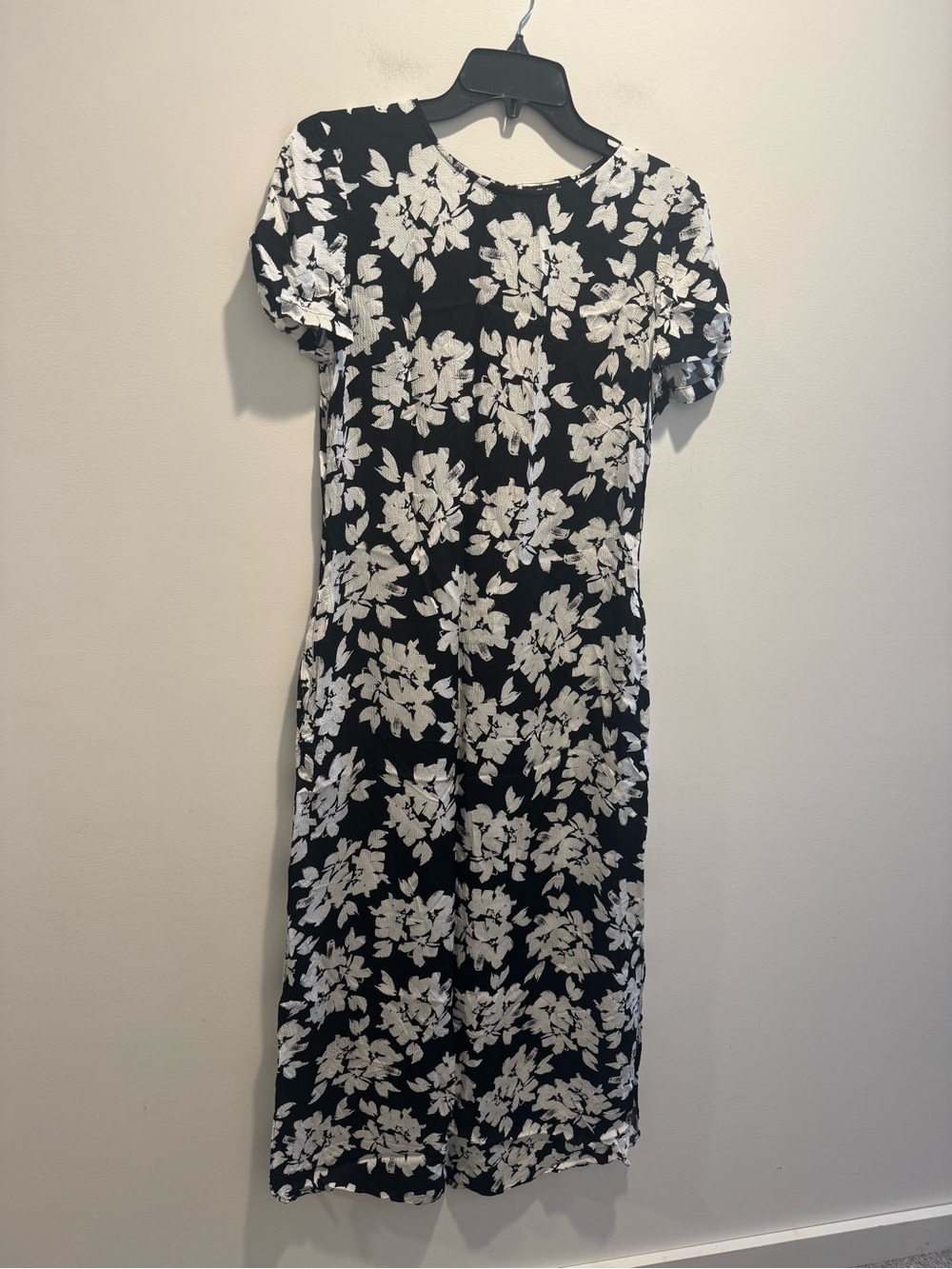 Madewell Maxi T-Shirt Dress in Floral Hammered Satin
